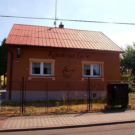 Kavárna Lucie s ubytováním Horni Terlicko Exterior foto
