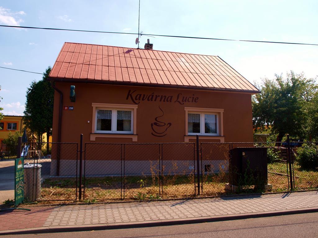 Kavárna Lucie s ubytováním Horni Terlicko Exterior foto